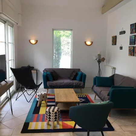 Moderne 4 Chambres, Piscine Chauffée, Wi-fi, Proche Et Commerces, - Fr-1-374-147