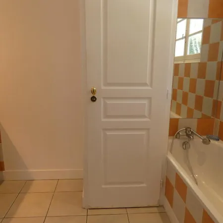 Moderne 4 Chambres, Piscine Chauffée, Wi-fi, Proche Et Commerces, - Fr-1-374-147 Villa *