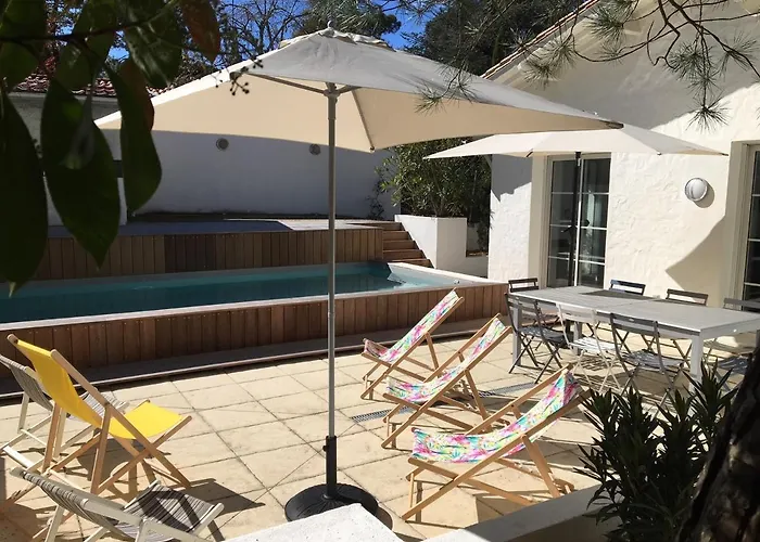 Moderne 4 Chambres, Piscine Chauffee, Wi-fi, Proche Et Commerces, - Fr-1-374-147