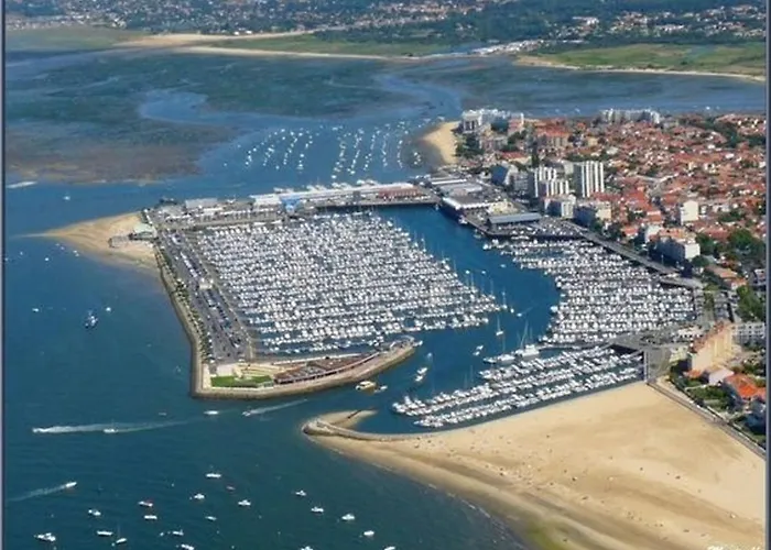 Moderne 4 Chambres, Piscine Chauffee, Wi-fi, Proche Et Commerces, - Fr-1-374-147 Arcachon